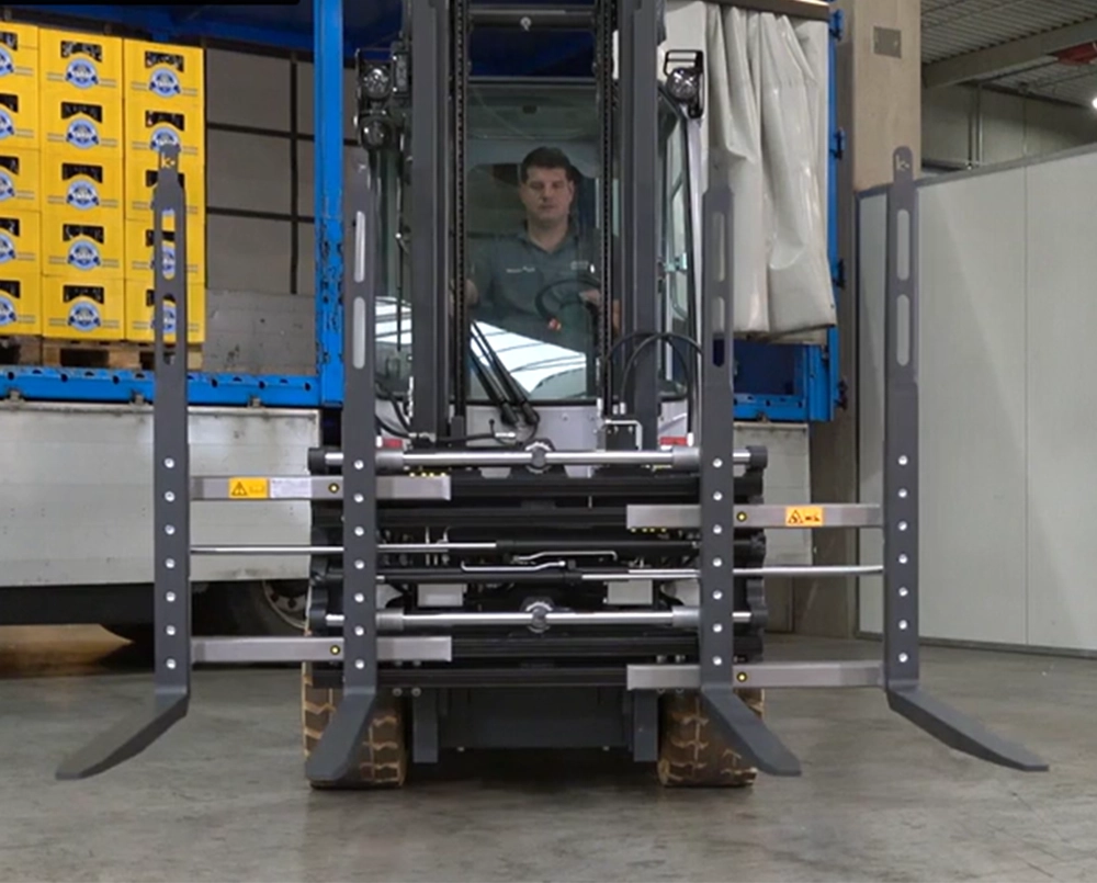 ダブルパレットハンドラー