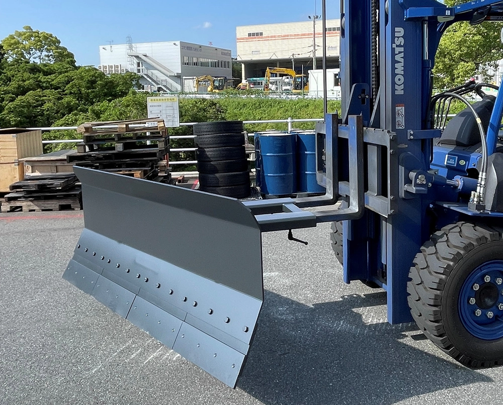 スノウプラウブレード